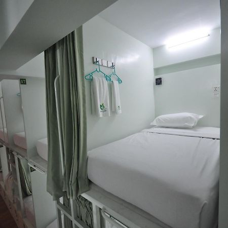 Hostel Latha Yangon Exterior photo
